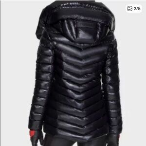 RUDSAK Women's Black Chevron Quilted Puffer Jacket with Hood